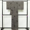 大島紬 美品 しつけ糸付き 正絹 花柄 袷仕立て 身丈159cm 裄丈63.5cm リサイクル着物 着物 未使用品 茶_画像2