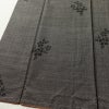 大島紬 美品 しつけ糸付き 正絹 花柄 袷仕立て 身丈159cm 裄丈63.5cm リサイクル着物 着物 未使用品 茶_画像4