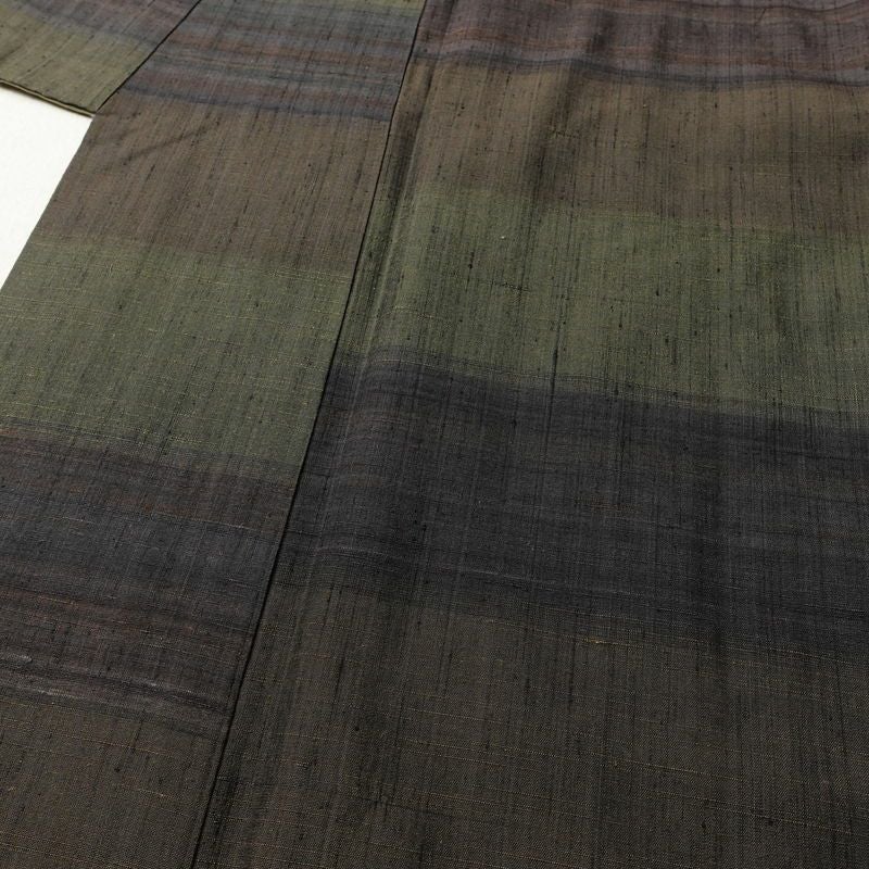 紬 正絹 縞柄・線柄 袷仕立て 身丈152.5cm 裄丈62cm リサイクル着物 着物 モダン 緑・うぐいす色_画像5
