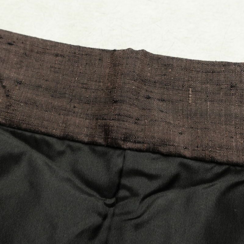 男性用 紬アンサンブル セット 着物 羽織 良品 しつけ糸付き アンサンブル 正絹 無地 袷仕立て 身丈148cm 裄丈71cm リサイクル着物 着物 金彩 茶_画像16