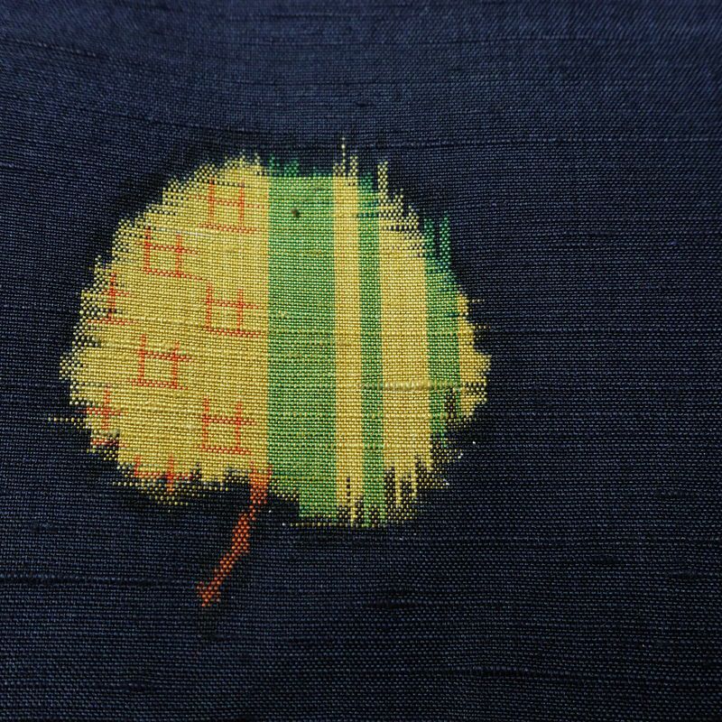 紬 正絹 その他の柄 袷仕立て 身丈153cm 裄丈63cm リサイクル着物 着物 りんご 林檎 青・紺_画像10