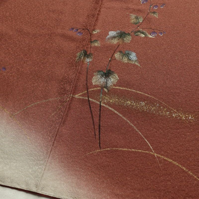 付け下げ 美品 落款入り しつけ糸付き 正絹 木の葉・植物柄 袷仕立て 身丈160.5cm 裄丈66.5cm リサイクル着物 着物 箔 茶_画像12