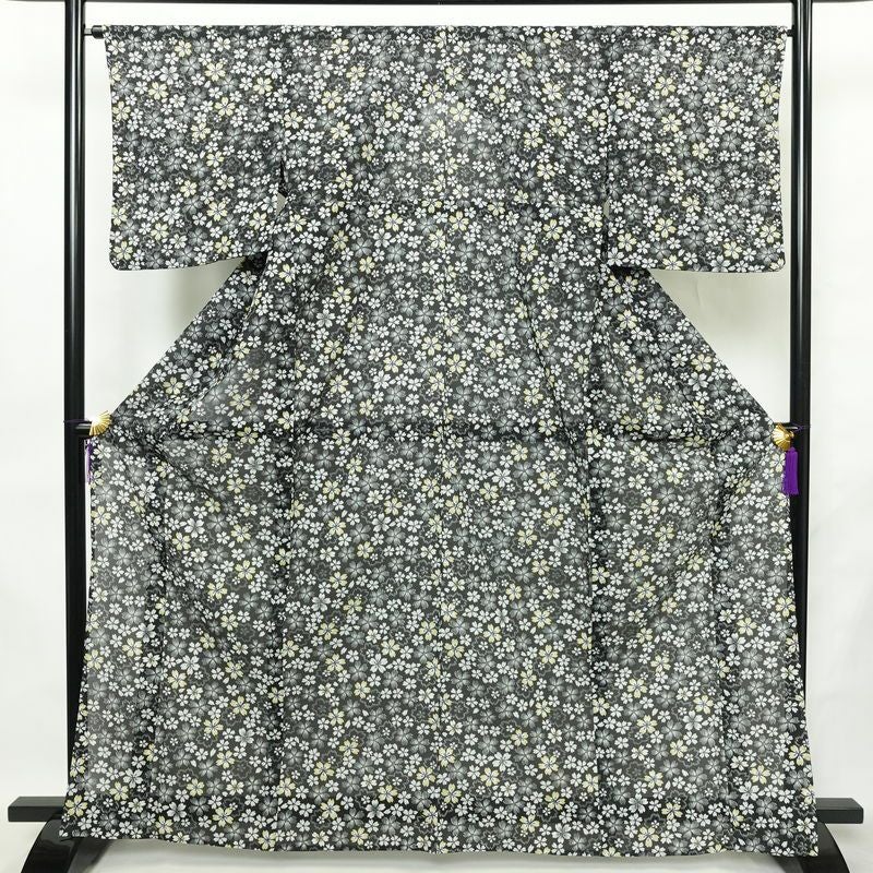 盛夏 小紋 良品 夏用 ポリエステル 花柄 単衣仕立て 身丈164.5cm 裄丈65.5cm リサイクル着物 着物 桜 黒_画像1