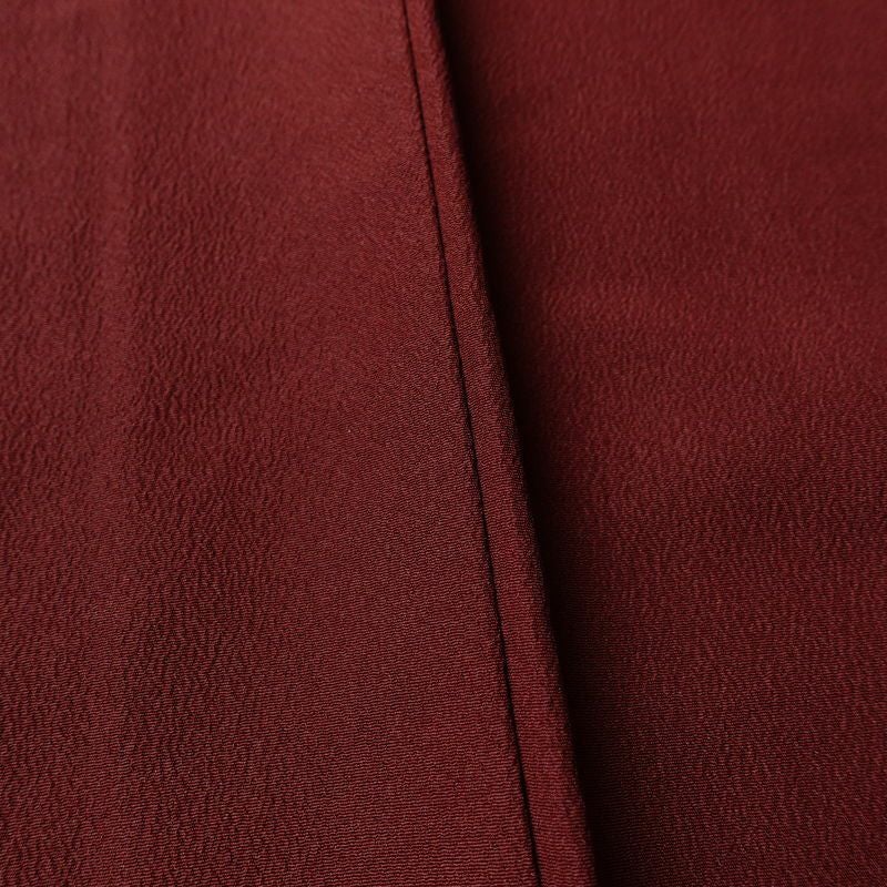 色無地 しつけ糸付き ポリエステル 無地 袷仕立て 身丈163.5cm 裄丈65cm リサイクル着物 着物 小豆・エンジ_画像11