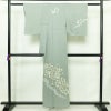 付け下げ 良品 綸子 しつけ糸付き 絞り 正絹 花柄 袷仕立て 身丈155.5cm 裄丈65cm リサイクル着物 着物 刺繍 入学式 卒業式 七五三 お宮参り フォーマル 上品 青・紺_画像2
