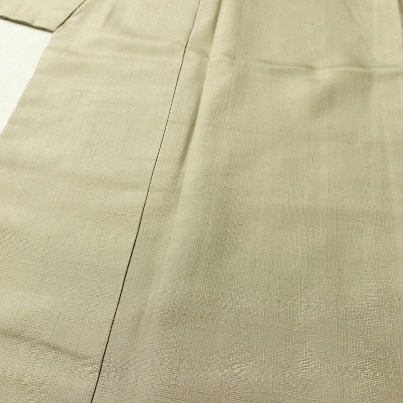 紬 正絹 無地 袷仕立て 身丈154cm 裄丈63cm リサイクル着物 着物 シンプル ベージュ_画像5
