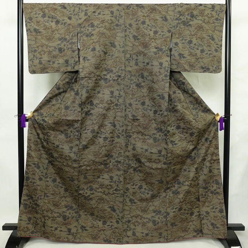紬着物 亀甲に花模様 相済茶色 しつけ糸 K-5395 6万円均一】【西洞院辻ヶ花 大脇一心】 特選手絞り染紬地訪問着 カチン