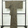 紬 良品 辻が花紬 伊織 しつけ糸付き 正絹 木の葉・植物柄 袷仕立て 身丈167.5cm 裄丈68cm リサイクル着物 着物 茶_画像2