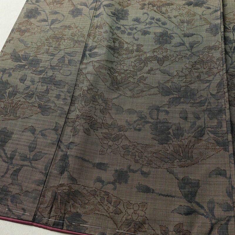 紬 良品 辻が花紬 伊織 しつけ糸付き 正絹 木の葉・植物柄 袷仕立て 身丈167.5cm 裄丈68cm リサイクル着物 着物 茶_画像4