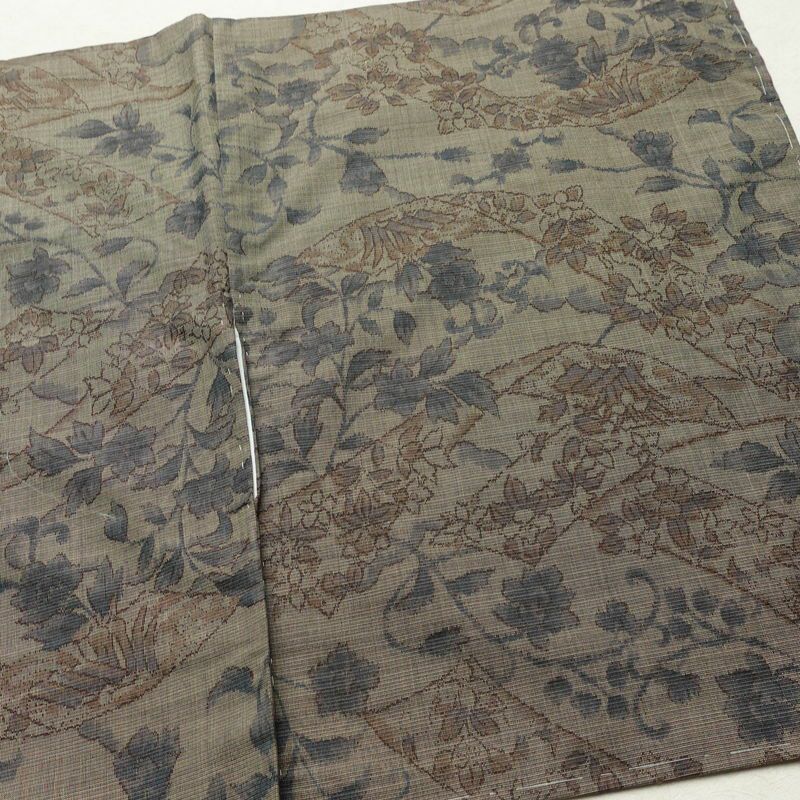 紬 良品 辻が花紬 伊織 しつけ糸付き 正絹 木の葉・植物柄 袷仕立て 身丈167.5cm 裄丈68cm リサイクル着物 着物 茶_画像13