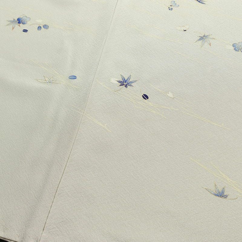 訪問着 良品 京手描友禅 縮緬 一つ紋付き 正絹 花柄 袷仕立て 身丈152.5cm 裄丈62.5cm リサイクル着物 着物 刺繍 箔 金彩 入学式 卒業式 七五三 お宮参り フォーマル 上品 グレー_画像10