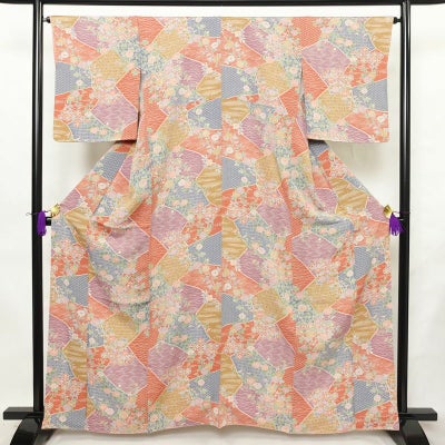 小紋 美品 しつけ糸付き 縮緬 総柄 正絹 古典柄 袷仕立て 身丈161.5cm 裄丈65cm リサイクル着物 着物 菊 亀甲 流水 露芝 多色使い