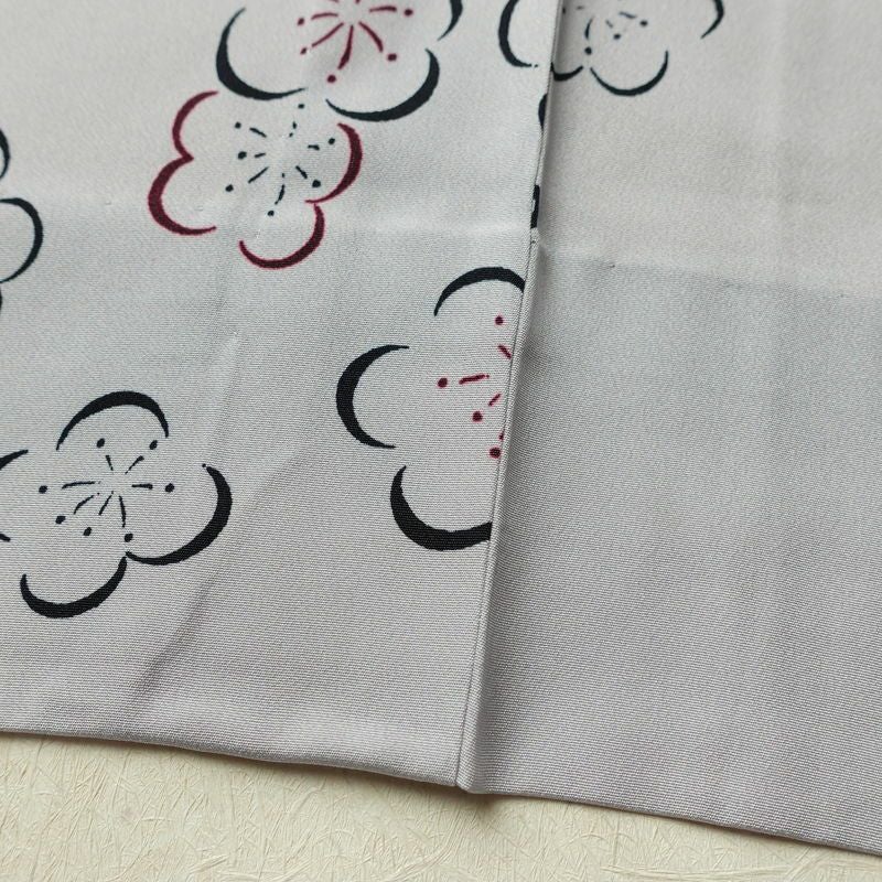 長襦袢 良品 しつけ糸付き 正絹 花柄 袷仕立て 身丈128cm 裄丈66cm リサイクル着物 着物 紫・藤色_画像11