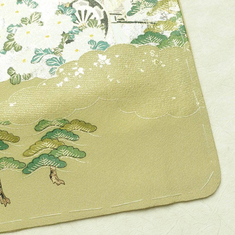 付け下げ 美品 しつけ糸付き 縮緬 トールサイズ 正絹 風景柄 袷仕立て 身丈173cm 裄丈68.5cm リサイクル着物 着物 箔 共八掛 金彩 入学式 卒業式 七五三 お宮参り フォーマル 緑・うぐいす色_画像16