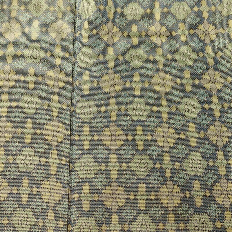 紬 正絹 幾何学柄・抽象柄 袷仕立て 身丈157cm 裄丈64.5cm リサイクル着物 着物 モダン 多色使い_画像6