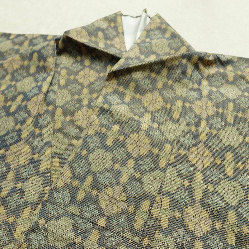 紬 正絹 幾何学柄・抽象柄 袷仕立て 身丈157cm 裄丈64.5cm リサイクル着物 着物 モダン 多色使い_画像15