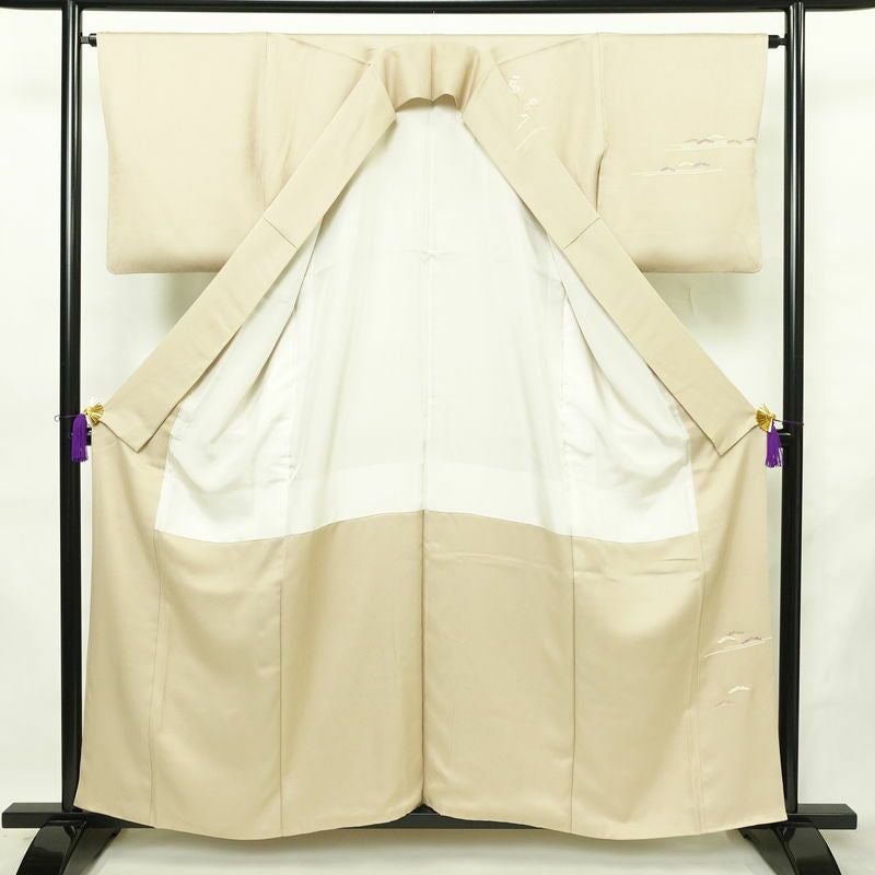 訪問着 良品 正絹 古典柄 袷仕立て 身丈157.5cm 裄丈64.5cm リサイクル着物 着物 箔 金彩 入学式 卒業式 七五三 お宮参り フォーマル 上品 ベージュ_画像3