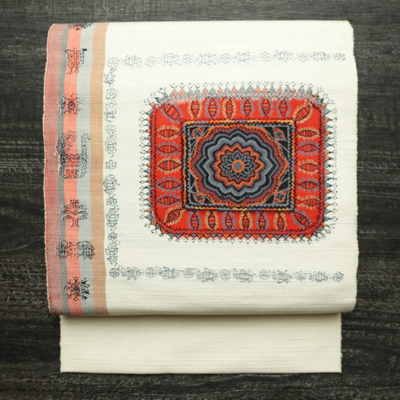 名古屋帯 太鼓柄 正絹 幾何学柄・抽象柄 松葉仕立て なごや帯 リサイクル帯 帯 モダン 紬地 白_画像1