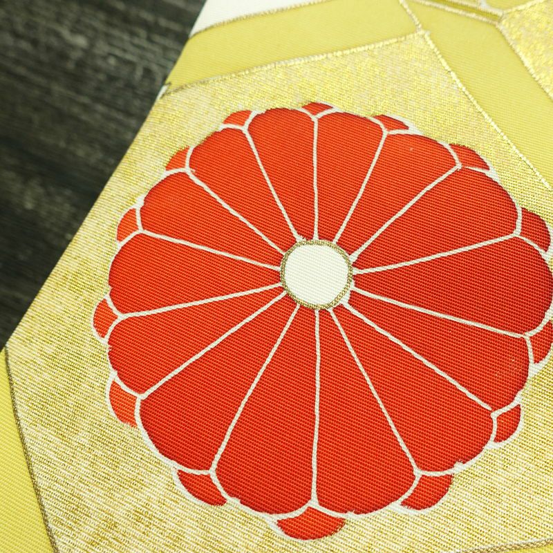 名古屋帯 太鼓柄 正絹 花柄 名古屋仕立て なごや帯 リサイクル帯 帯 箔 銀彩 シンプル 菊 緑・うぐいす色_画像4