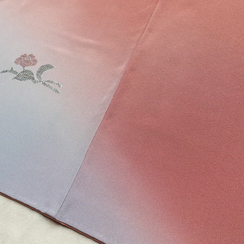 付け下げ 縮緬 一つ紋付き 正絹 花柄 袷仕立て 身丈161.5cm 裄丈68cm リサイクル着物 着物 刺繍 入学式 七五三 お宮参り フォーマル シンプル 上品 ピンク_画像13