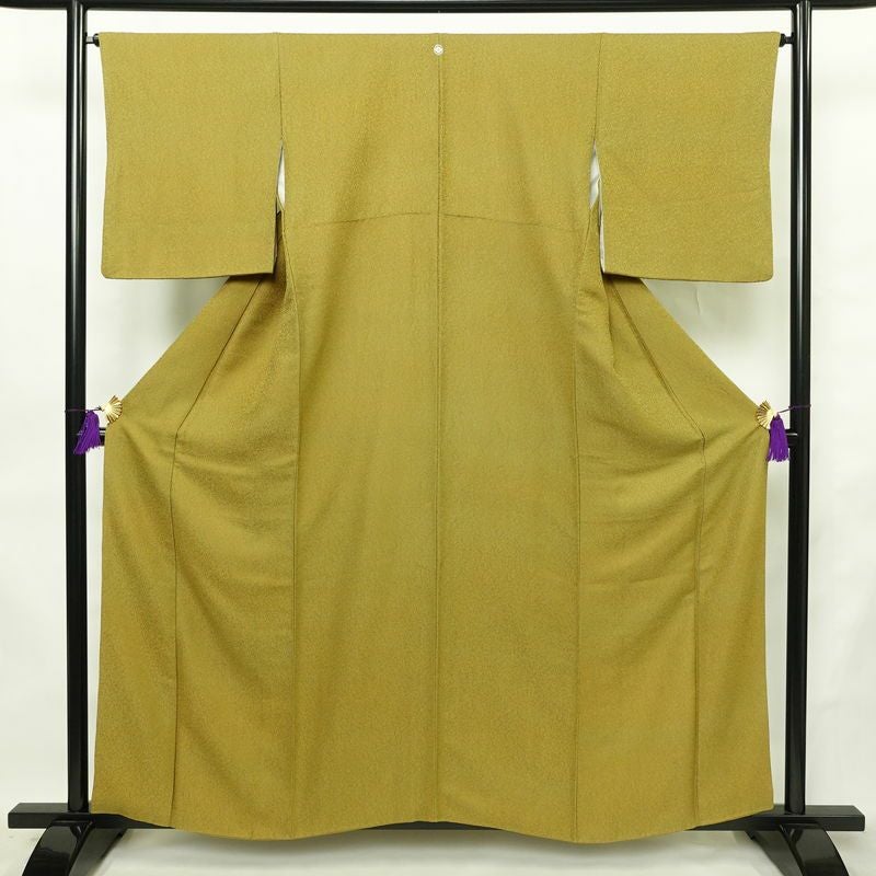 色無地 一つ紋付き 正絹 幾何学柄・抽象柄 袷仕立て 身丈158cm 裄丈65.5cm リサイクル着物 着物 ぼかし お茶会 フォーマル 黄・黄土色_画像1