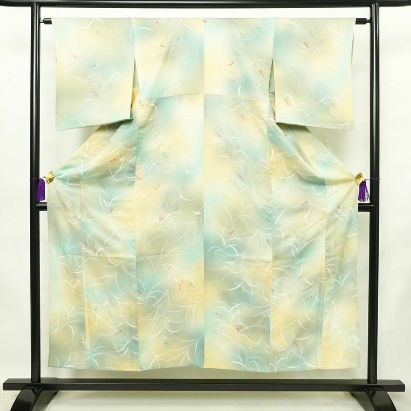 単衣 小紋 一つ紋付き 正絹 木の葉・植物柄 単衣仕立て 身丈153cm 裄丈62cm リサイクル着物 着物 多色使い_画像1