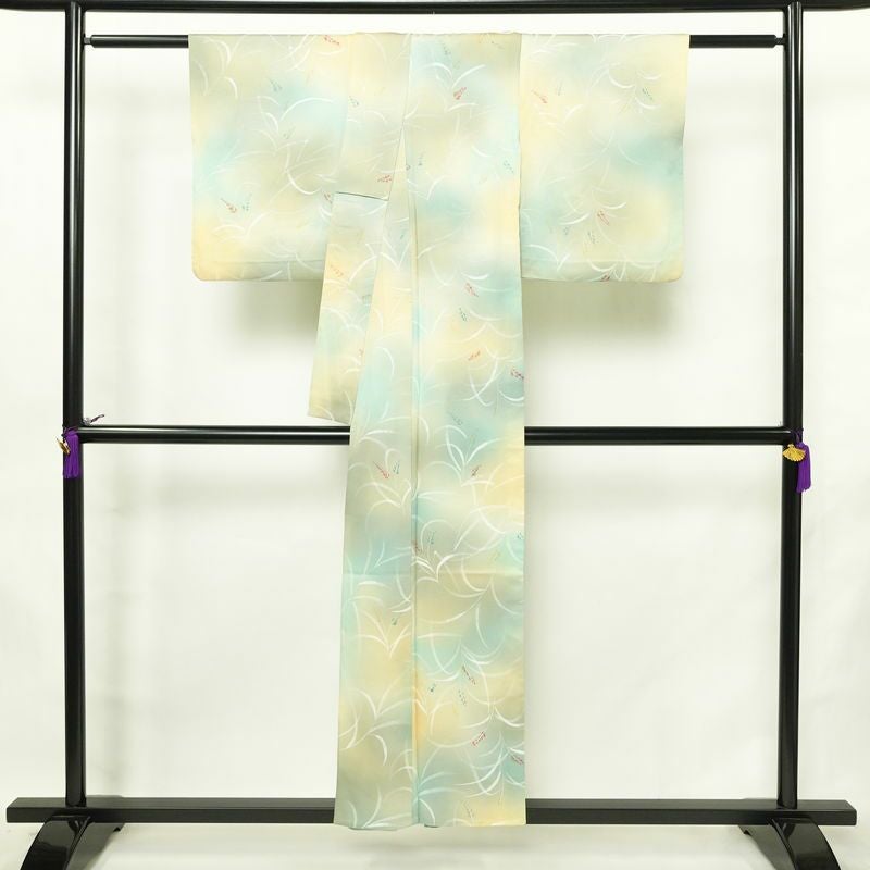 単衣 小紋 一つ紋付き 正絹 木の葉・植物柄 単衣仕立て 身丈153cm 裄丈62cm リサイクル着物 着物 多色使い_画像2