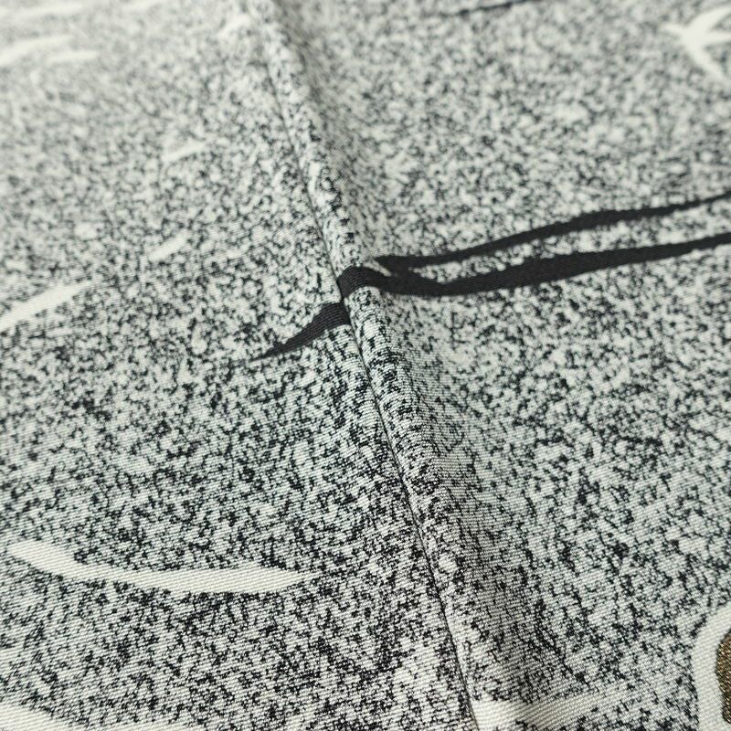 訪問着 美品 落款入り 正絹 風景柄 袷仕立て 身丈159cm 裄丈67cm リサイクル着物 着物 箔 共八掛 銀彩 卒業式 フォーマル グレー_画像11