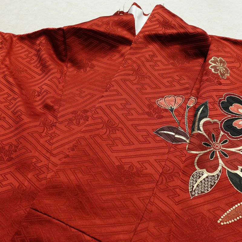 振袖 良品 金駒刺繍 正絹 花柄 袷仕立て 身丈161cm 裄丈66cm リサイクル着物 着物 箔 金彩 成人式 二十歳 二十歳の集い パーティー 萩 フォーマル 赤・朱_画像18