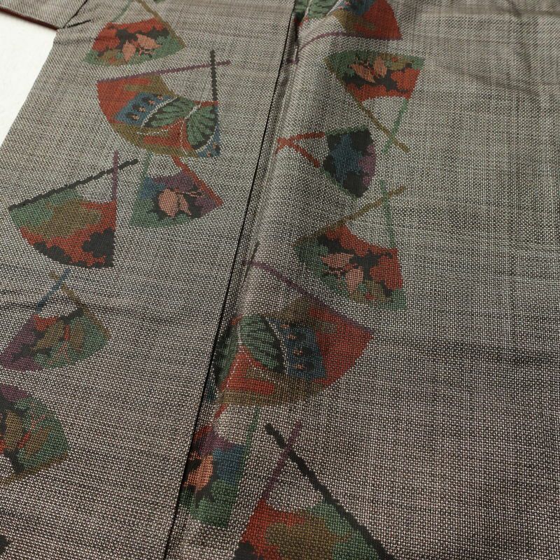 大島紬 古代染色 純泥染 証紙あり 正絹 古典柄 袷仕立て 身丈160cm 裄丈63cm リサイクル着物 着物 茶_画像5