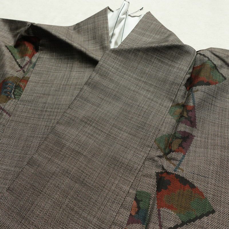 大島紬 古代染色 純泥染 証紙あり 正絹 古典柄 袷仕立て 身丈160cm 裄丈63cm リサイクル着物 着物 茶_画像16