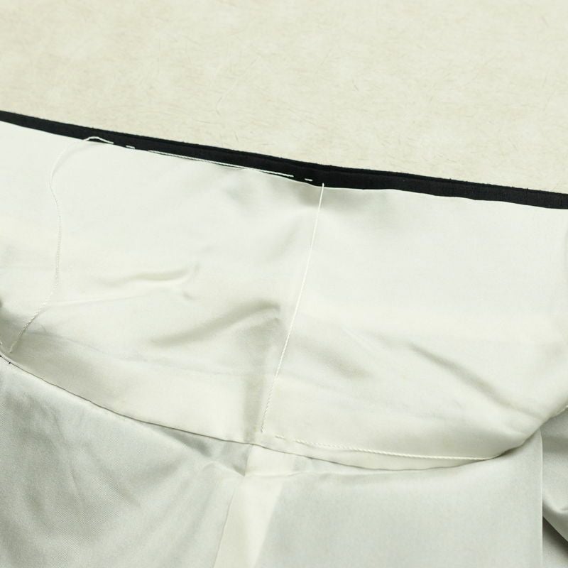 結城紬 本場真綿結城紬 百山亀甲 証紙あり 正絹 亀甲柄 袷仕立て 身丈160cm 裄丈63.5cm リサイクル着物 着物 洒落 黒_画像16