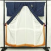 付け下げ 一つ紋付き 正絹 花柄 袷仕立て 身丈152.5cm 裄丈64.5cm リサイクル着物 着物 箔 金彩 フォーマル 青・紺_画像3