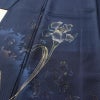 付け下げ 一つ紋付き 正絹 花柄 袷仕立て 身丈152.5cm 裄丈64.5cm リサイクル着物 着物 箔 金彩 フォーマル 青・紺_画像5