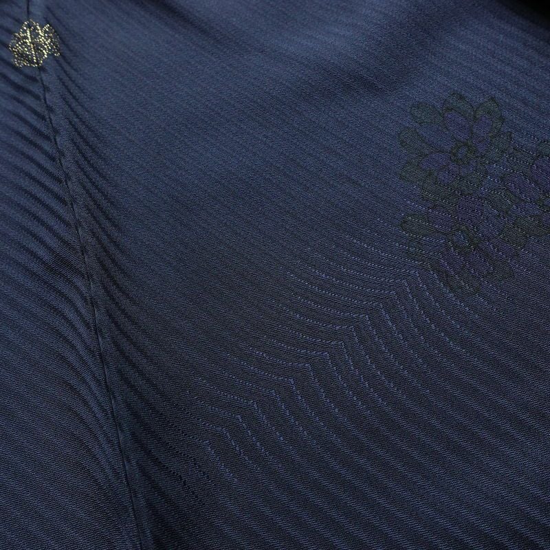 付け下げ 一つ紋付き 正絹 花柄 袷仕立て 身丈152.5cm 裄丈64.5cm リサイクル着物 着物 箔 金彩 フォーマル 青・紺_画像15