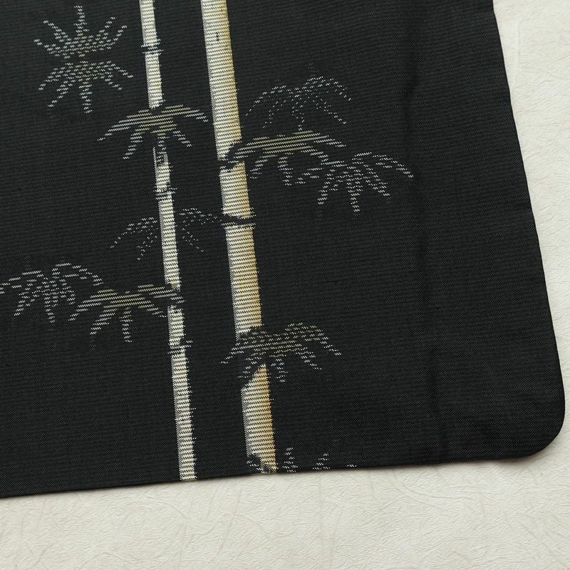 村山大島紬 正絹 木の葉・植物柄 袷仕立て 身丈164cm 裄丈62cm リサイクル着物 大島紬 着物 黒_画像15