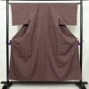 紬 良品 しつけ糸付き 正絹 無地 袷仕立て 身丈155cm 裄丈63.5cm リサイクル着物 着物 くすみパープル シンプル 紫・藤色_画像1