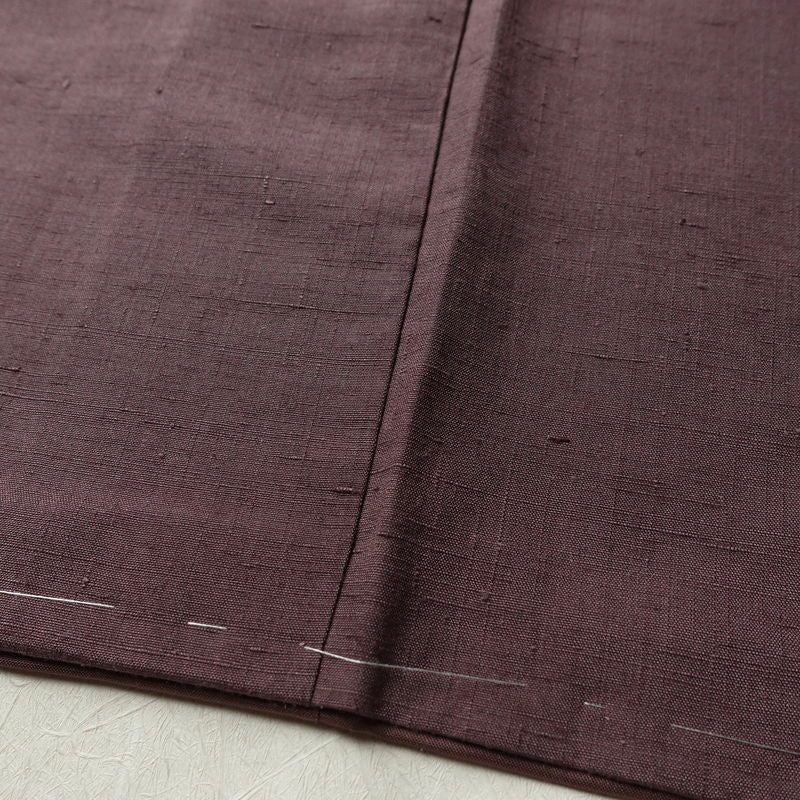 紬 良品 しつけ糸付き 正絹 無地 袷仕立て 身丈155cm 裄丈63.5cm リサイクル着物 着物 くすみパープル シンプル 紫・藤色_画像12