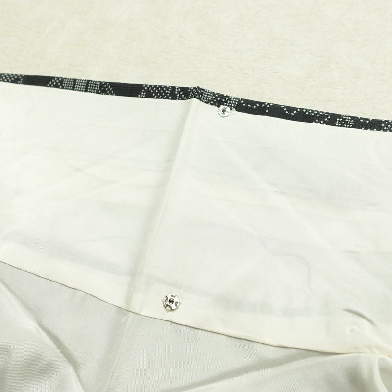 紬 正絹 木の葉・植物柄 袷仕立て 身丈155.5cm 裄丈63.5cm リサイクル着物 着物 黒_画像20