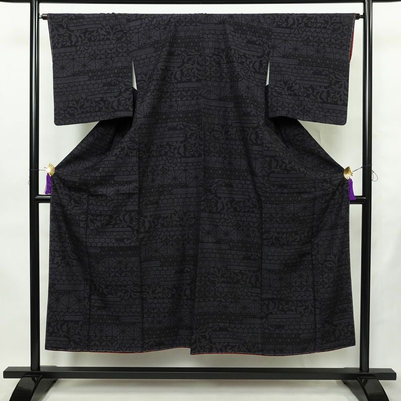 結城紬 紬 証紙あり しつけ糸付き 正絹 古典柄 袷仕立て 身丈149.5cm 裄丈65cm リサイクル着物 着物 青・紺_画像1