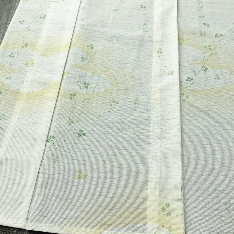 盛夏 小紋 夏用 絽 バチ衿仕立て ポリエステル 木の葉・植物柄 単衣仕立て 身丈158.5cm 裄丈61.5cm リサイクル着物 着物 白_画像4