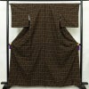 紬 しつけ糸付き 正絹 チェック・格子柄 袷仕立て 身丈163cm 裄丈65.5cm リサイクル着物 着物 カジュアル 茶_画像1