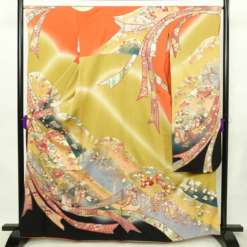 振袖 正絹 古典柄 袷仕立て 身丈164.5cm 裄丈66cm リサイクル着物 着物 箔 金彩 成人式 二十歳 二十歳の集い パーティー フォーマル 蝶 扇子 御所車 黄・黄土色_画像1