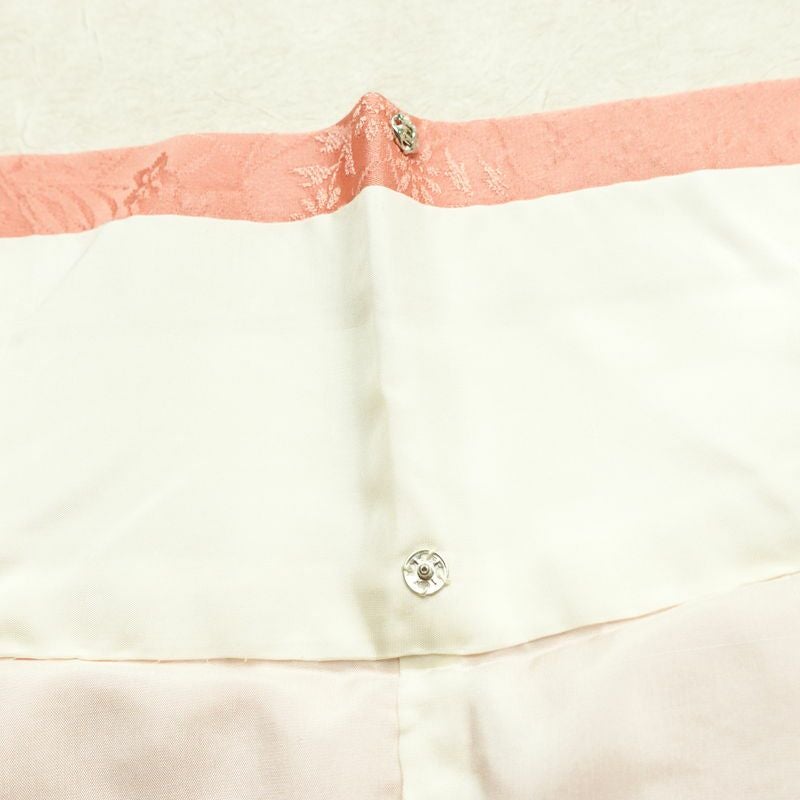 色無地 一つ紋付き 正絹 木の葉・植物柄 袷仕立て 身丈163cm 裄丈64.5cm リサイクル着物 着物 お茶会 フォーマル ピンク_画像20