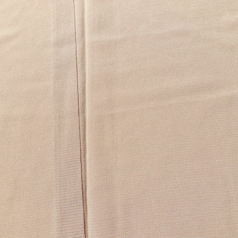 盛夏 色無地 白坂幸蔵 絽ちりめん 縮緬 絽 良品 しつけ糸付き 夏用 一つ紋付き 正絹 無地 単衣仕立て 身丈152.5cm 裄丈63.5cm リサイクル着物 着物 お茶会 フォーマル シンプル ピンクベージュ ベージュ_画像6