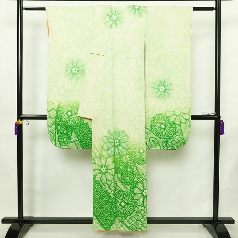 振袖 絞り 総絞り 正絹 花柄 袷仕立て 身丈156cm 裄丈65cm リサイクル着物 着物 二十歳 二十歳の集い お茶会 パーティー フォーマル 緑・うぐいす色_画像2