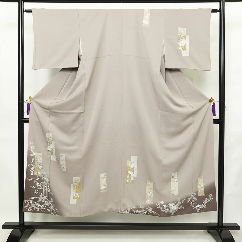 付け下げ 正絹 木の葉・植物柄 袷仕立て 身丈149.5cm 裄丈62cm リサイクル着物 着物 刺繍 箔 共八掛 入学式 卒業式 七五三 お宮参り フォーマル 上品 紫・藤色_画像1