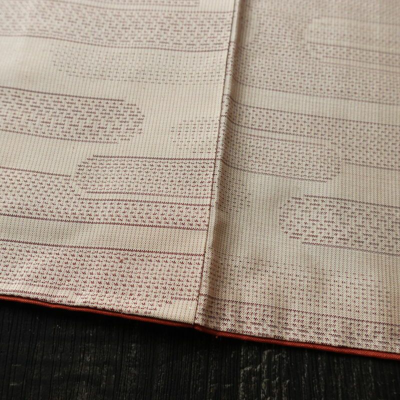 大島紬 都喜ヱ門 手絣 証紙あり 正絹 古典柄 袷仕立て 身丈154cm 裄丈62.5cm リサイクル着物 一部しつけ糸付き 着物 ベージュピンク ピンク_画像9