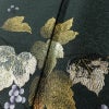 付け下げ 良品 正絹 木の葉・植物柄 袷仕立て 身丈166cm 裄丈68.5cm リサイクル着物 着物 箔 金彩 入学式 卒業式 七五三 フォーマル 緑・うぐいす色_画像9
