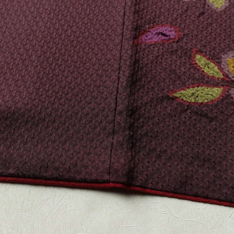 振袖 絞り 金駒刺繍 正絹 蝶・昆虫柄 袷仕立て 身丈167cm 裄丈69cm リサイクル着物 着物 金彩 成人式 二十歳 二十歳の集い フォーマル 紫・藤色_画像14